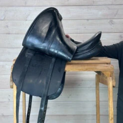 Used Stubben Portos Dressage Saddle 17.5/MW -Horse Trail Haven Sales Store 330 L Flap 89169.1686181817