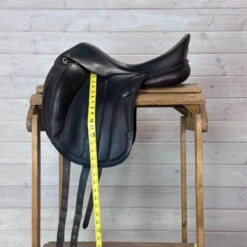 Used Equipe Viktoria Monoflap Dressage Saddle 17.5/W -Horse Trail Haven Sales Store 334 Flap Length 88012.1687461323