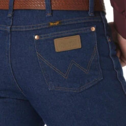 Men's Wrangler Cowboy Cut Slim Fit Jean 6 Men's Wrangler Cowboy Cut Slim Fit Jean -Horse Trail Haven Sales Store cowboy cut slim fit detail wrangler 20800.1670987009