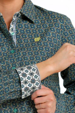 Cinch Performance Shirt No Pockets -Horse Trail Haven Sales Store medallion print ls darkblue detail MSW9165034 cinch 53571.1689020665