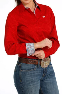 Cinch Performance Shirt No Pockets -Horse Trail Haven Sales Store subtle print ls red side MSW9165035 cinch 68055.1689018407